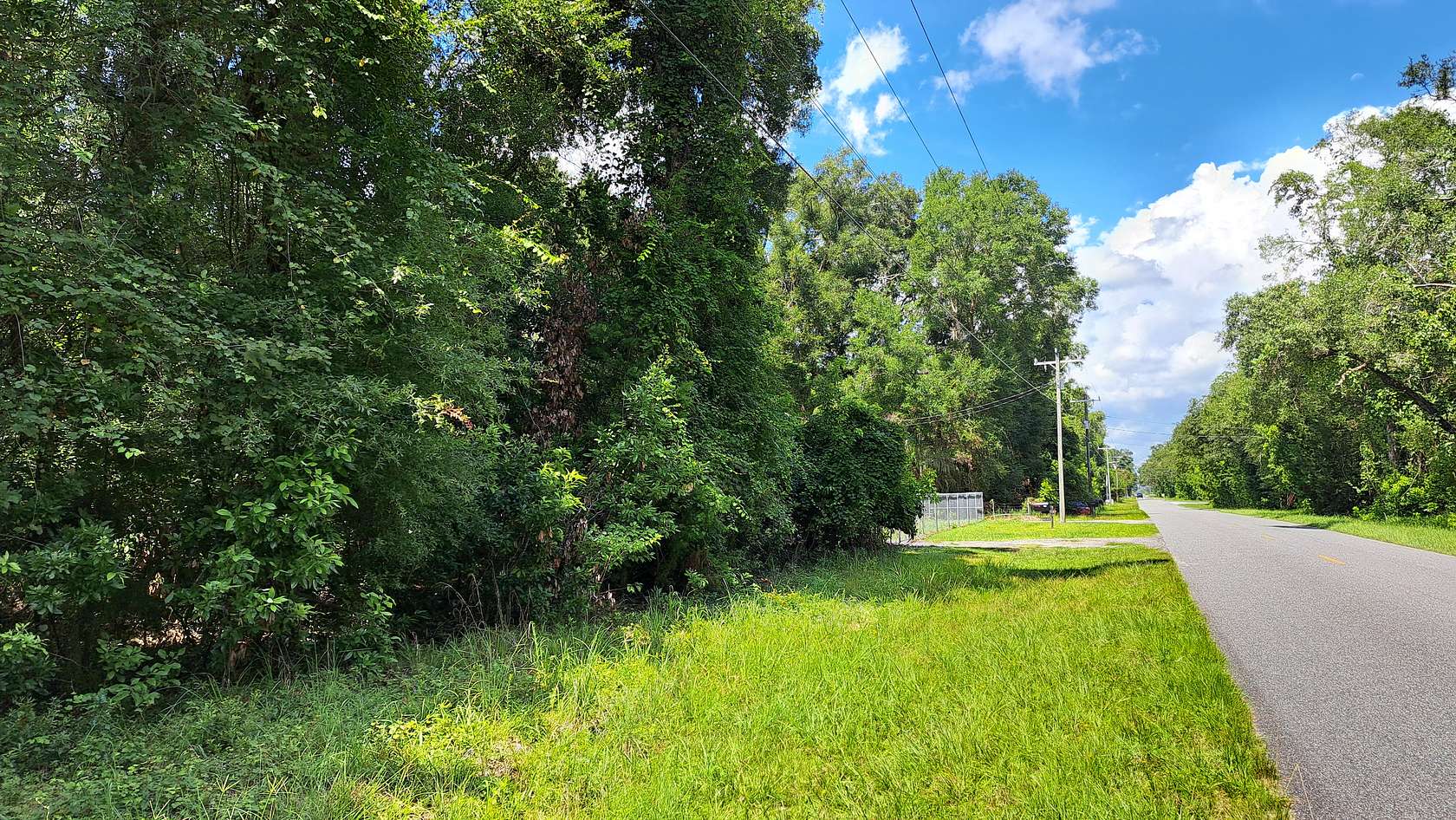 0.92 Acres of Land for Sale in Branford, Florida