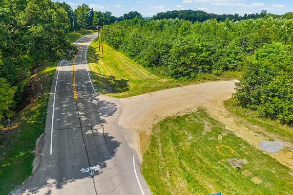 12.6 Acres of Land for Sale in Waverly, Tennessee