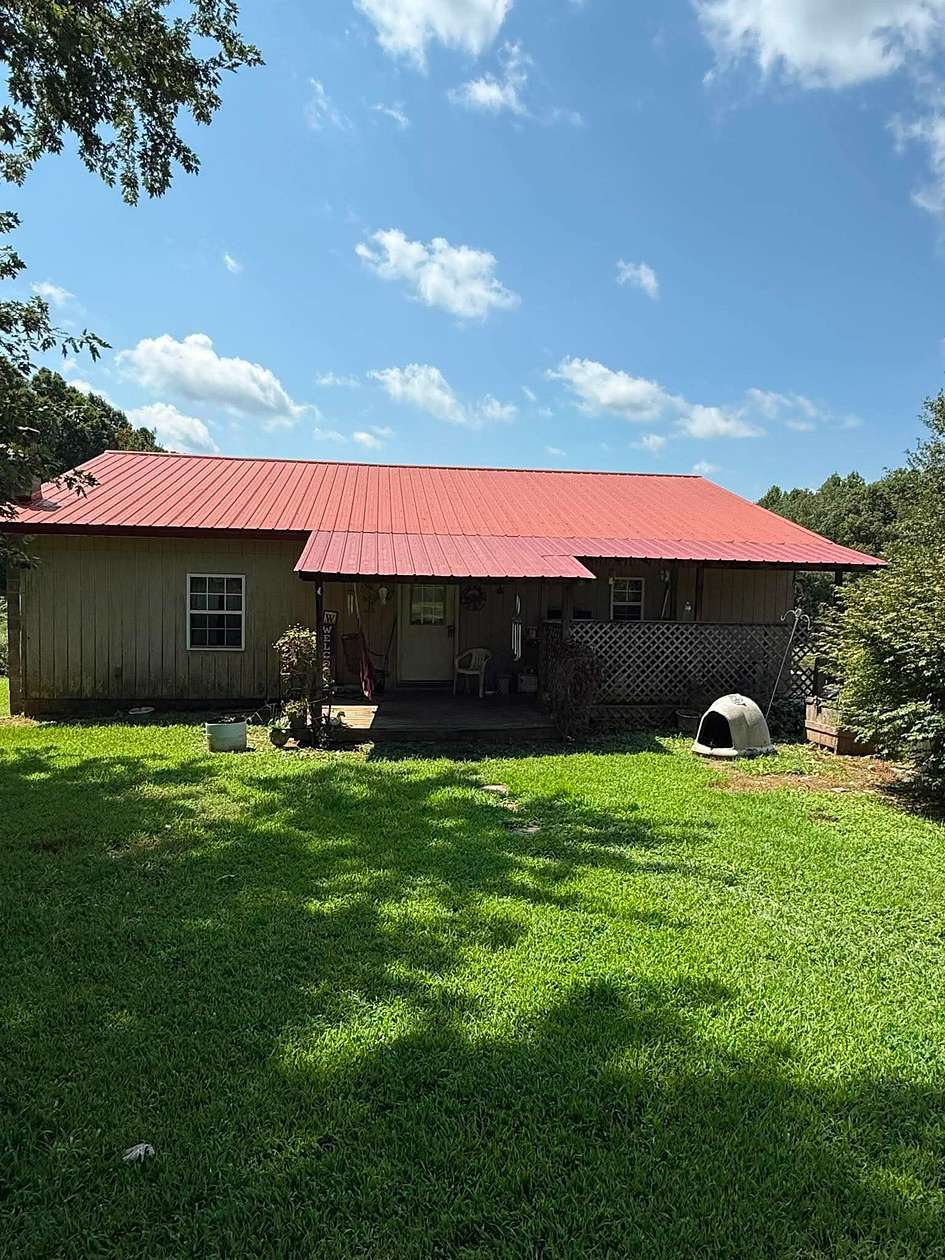 6.3 Acres of Land with Home for Sale in Summertown, Tennessee