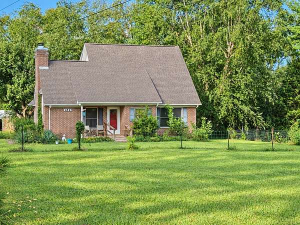 5 Acres of Land with Home for Auction in Alvaton, Kentucky
