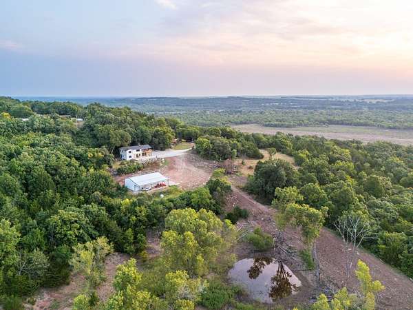 25 Acres of Land with Home for Sale in Newkirk, Oklahoma