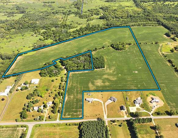 606 Acres of Land for Auction in Stoughton, Wisconsin