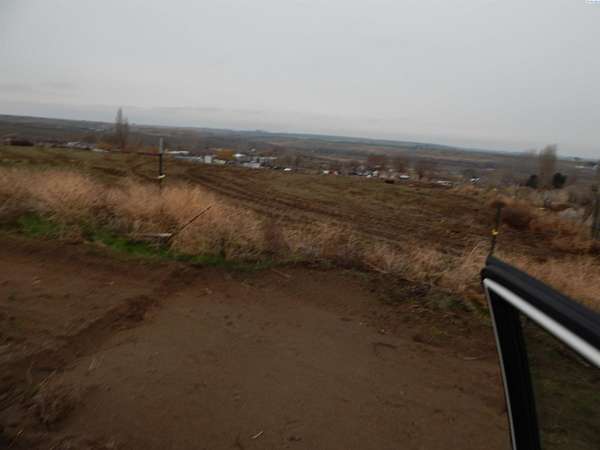 5 Acres of Residential Land for Sale in Eltopia, Washington