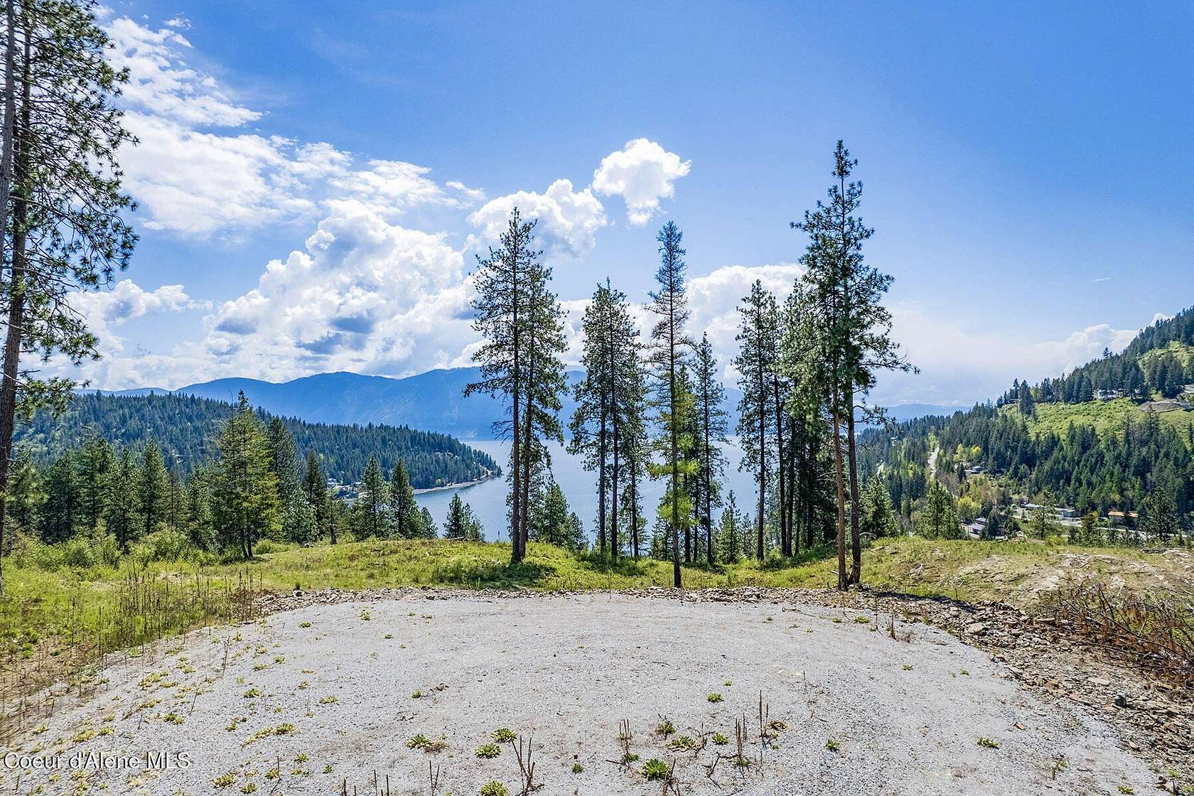 1 Acre of Land for Sale in Sagle, Idaho