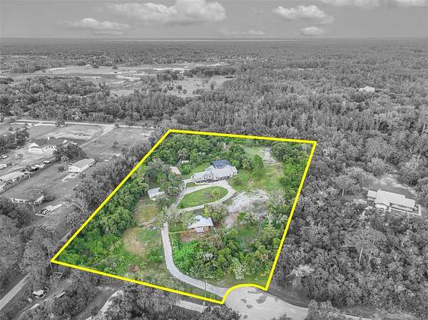 5.24 Acres of Land with Home for Sale in Geneva, Florida