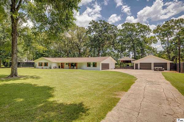 1.52 Acres of Land with Home for Sale in Sterlington, Louisiana