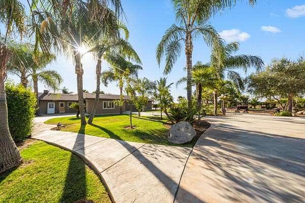 4.26 Acres of Land with Home for Sale in Cutler, California