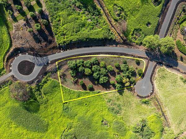 1.1 Acres of Residential Land for Sale in Kealakekua, Hawaii