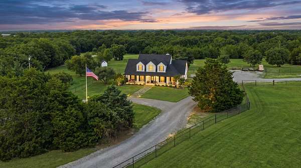 10.4 Acres of Land with Home for Sale in Princeton, Texas