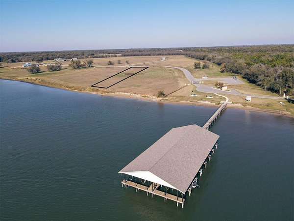 1.19 Acres of Residential Land for Sale in Corsicana, Texas