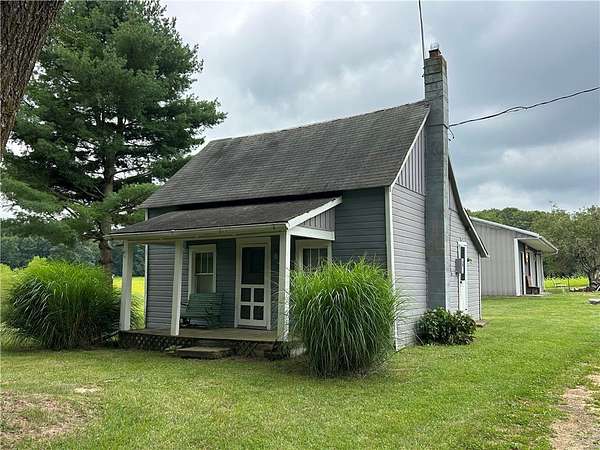 30.4 Acres of Land with Home for Sale in Hillsboro, Ohio