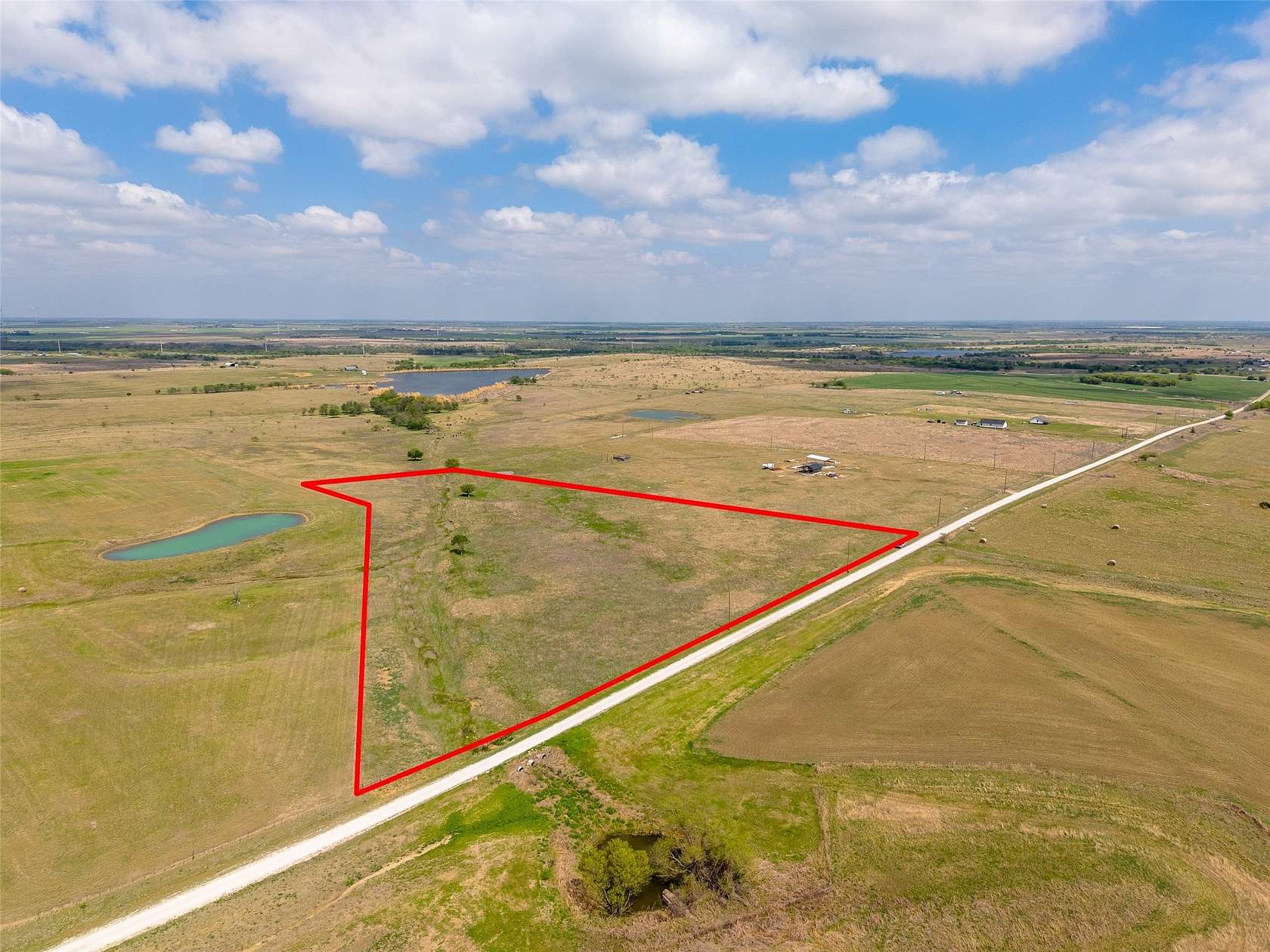 10.6 Acres of Land for Sale in Penelope, Texas