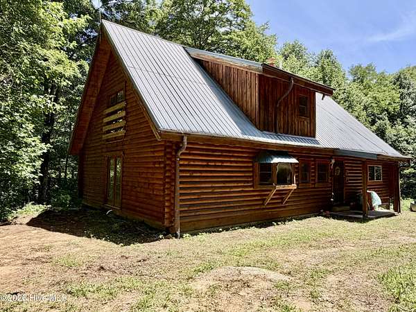 31 Acres of Land with Home for Sale in Robbinsville, North Carolina
