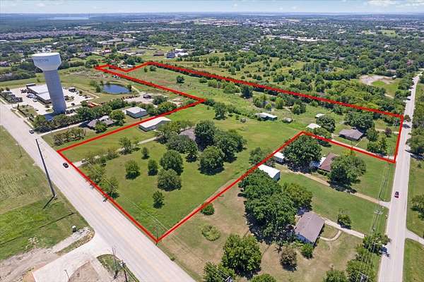 12.1 Acres of Mixed-Use Land for Sale in Princeton, Texas