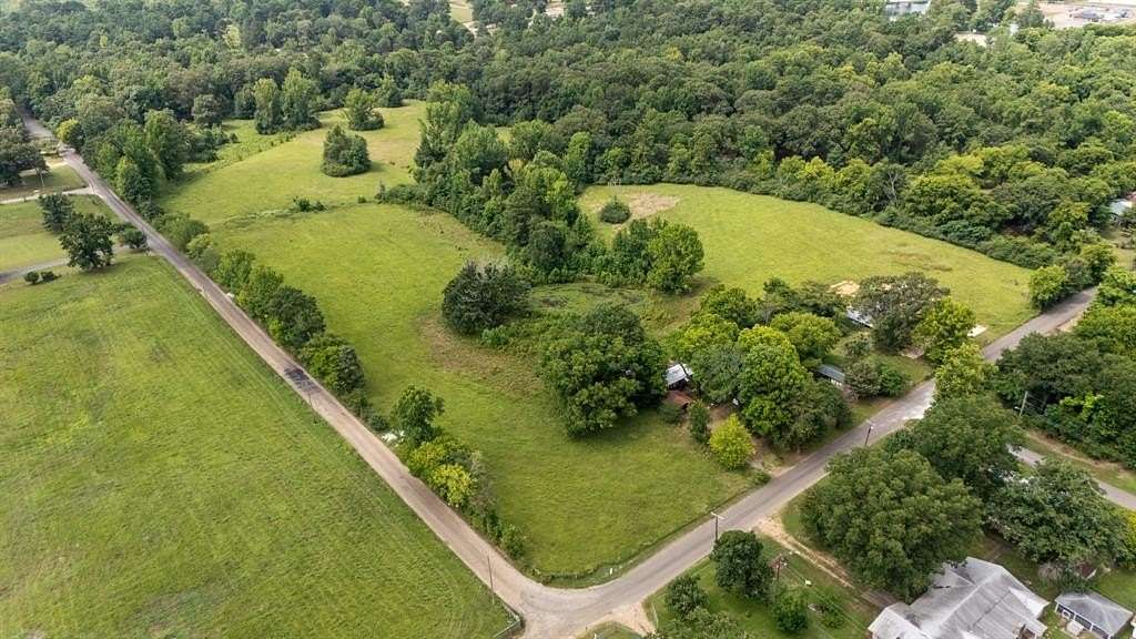 3 Acres of Residential Land for Sale in Broken Bow, Oklahoma