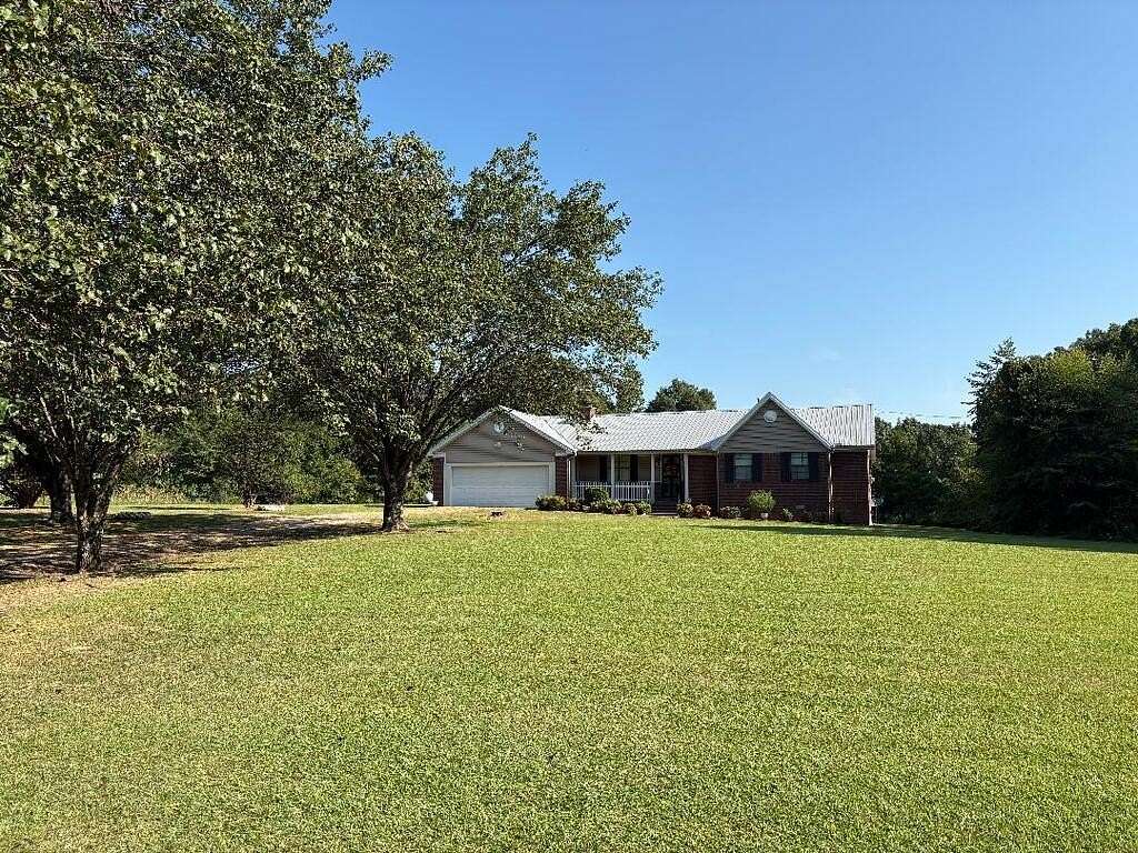 2 Acres of Land with Home for Sale in Batesville, Mississippi