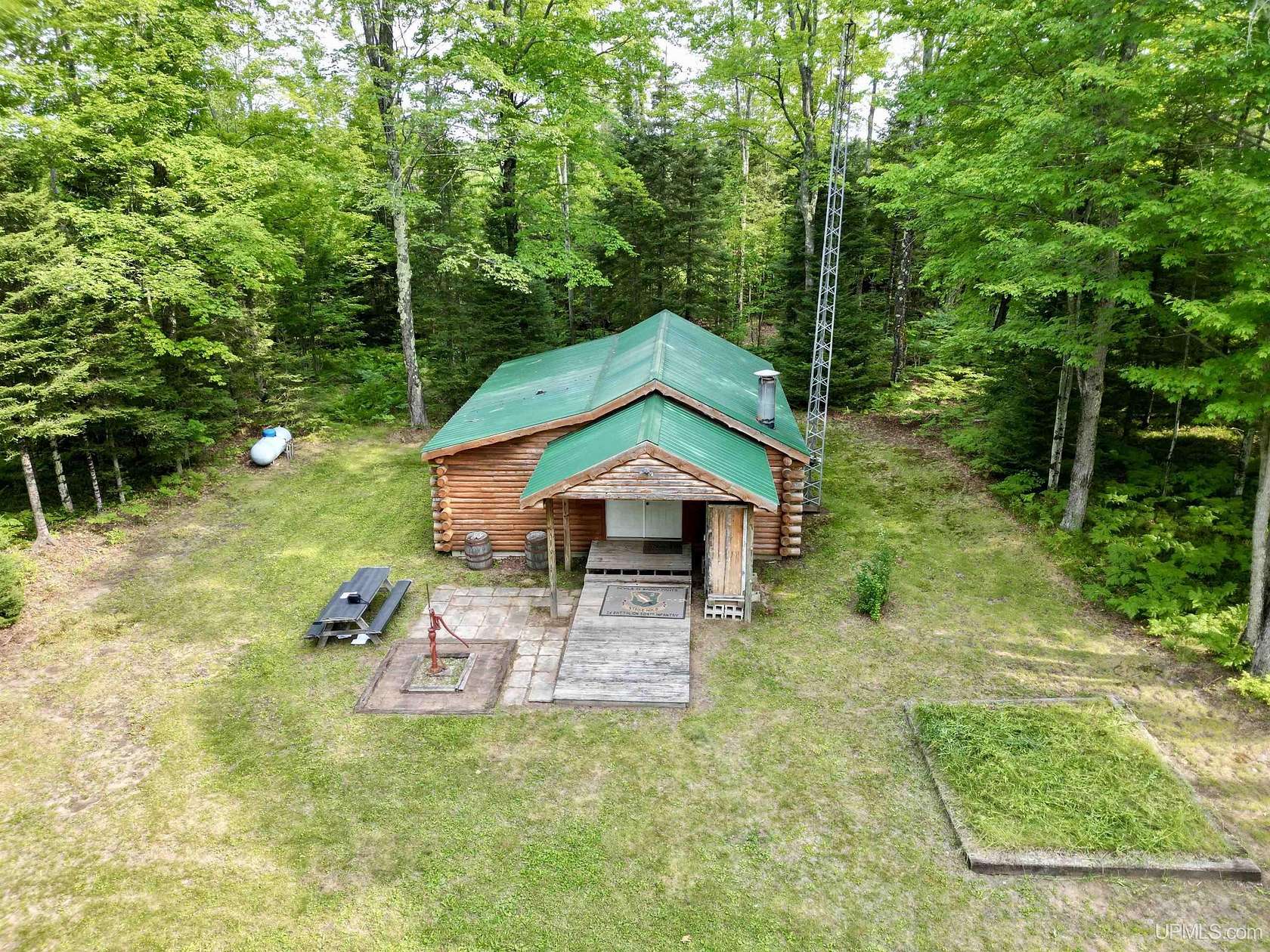 40 Acres of Recreational Land with Home for Sale in Gladstone, Michigan
