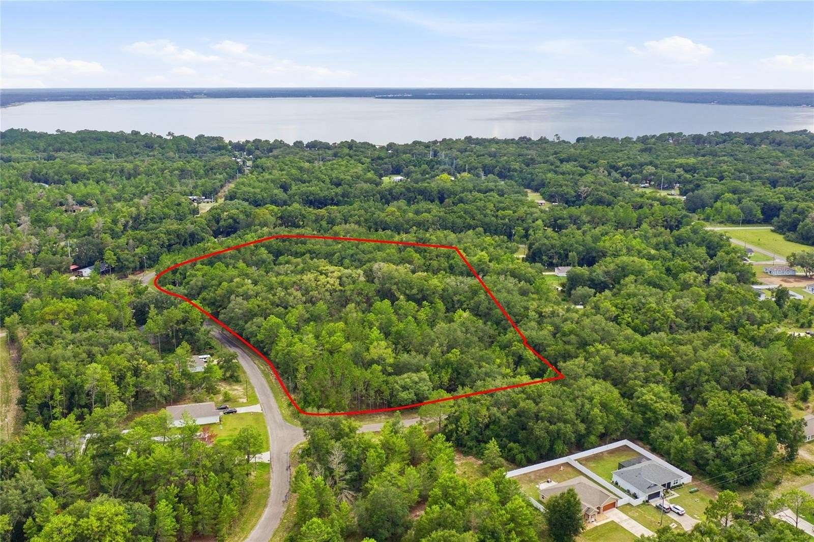 8.86 Acres of Residential Land for Sale in Ocklawaha, Florida