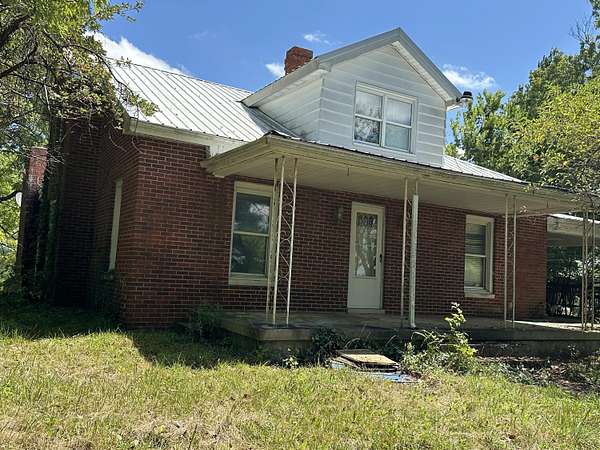 10 Acres of Land with Home for Sale in Sadieville, Kentucky