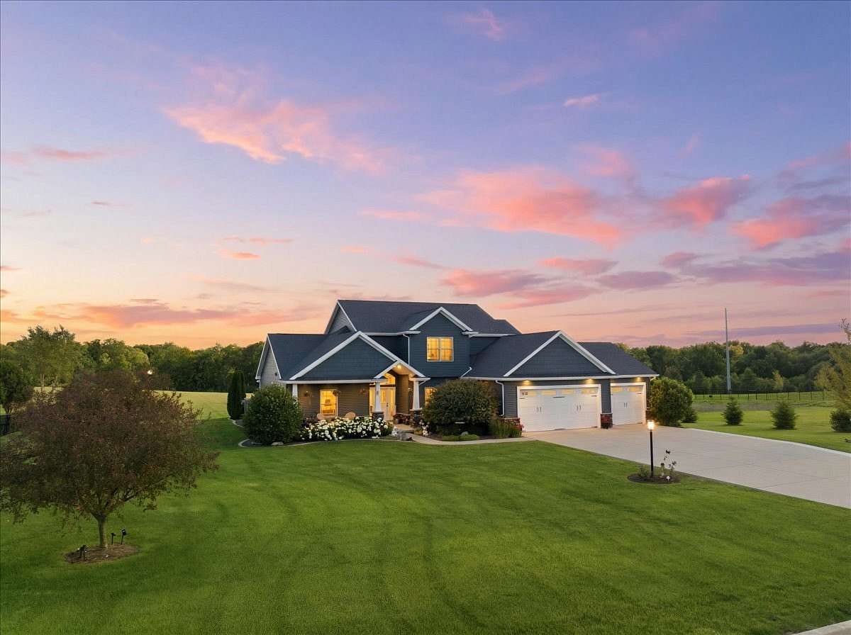 2 Acres of Land with Home for Sale in Bloomington, Illinois