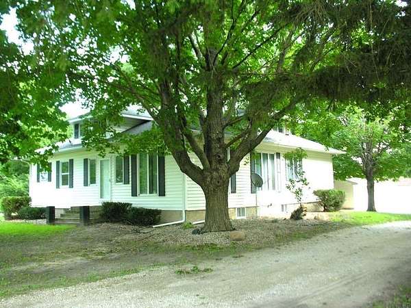32.6 Acres of Land with Home for Sale in Floyd, Iowa