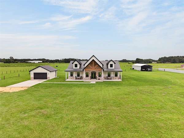 5 Acres of Land with Home for Sale in Bushnell, Florida