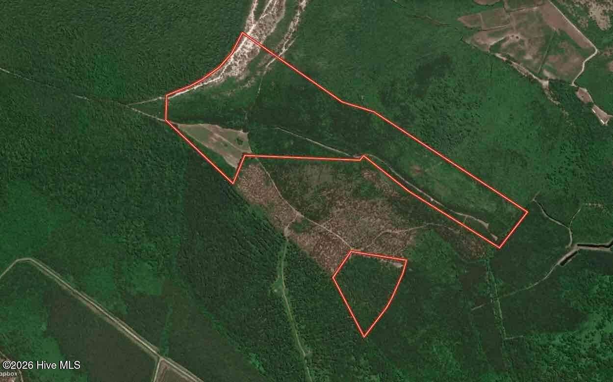 130 Acres of Recreational & Residential Land for Sale in Elizabethtown, North Carolina