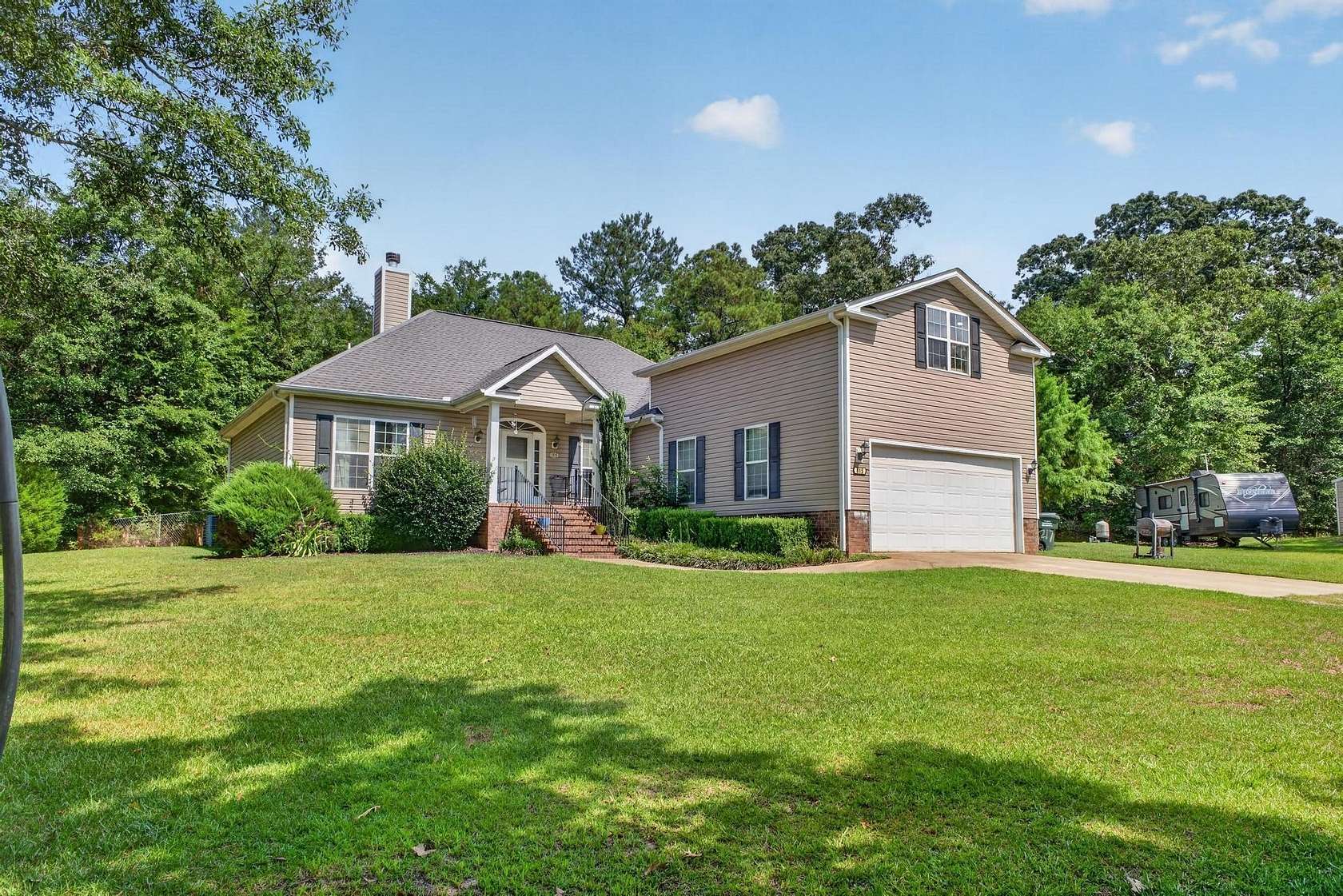 6 Acres of Land with Home for Sale in Aiken, South Carolina
