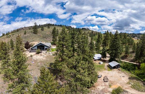 17 Acres of Land with Home for Sale in Conner, Montana