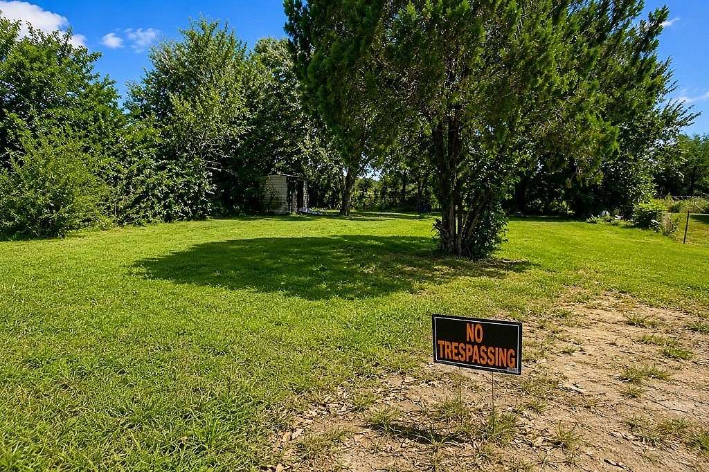 0.19 Acres of Residential Land for Sale in Hallettsville, Texas