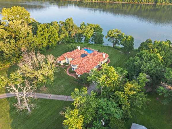 7 Acres of Land with Home for Sale in Proctorville, Ohio