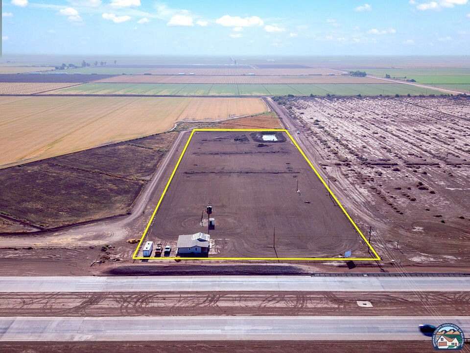 7.82 Acres of Residential Land for Sale in Imperial, California