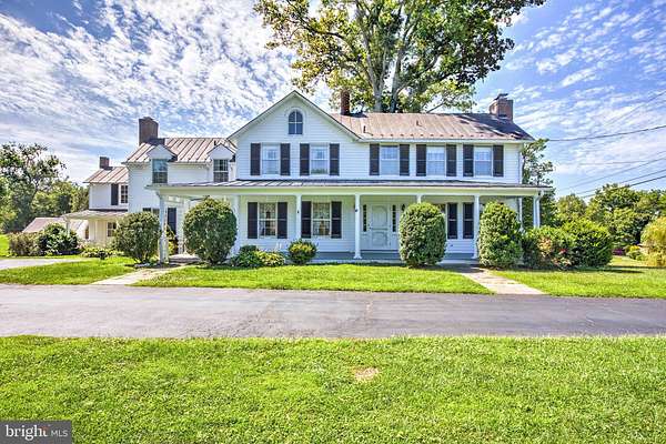 3 Acres of Land with Home for Sale in Hamilton, Virginia