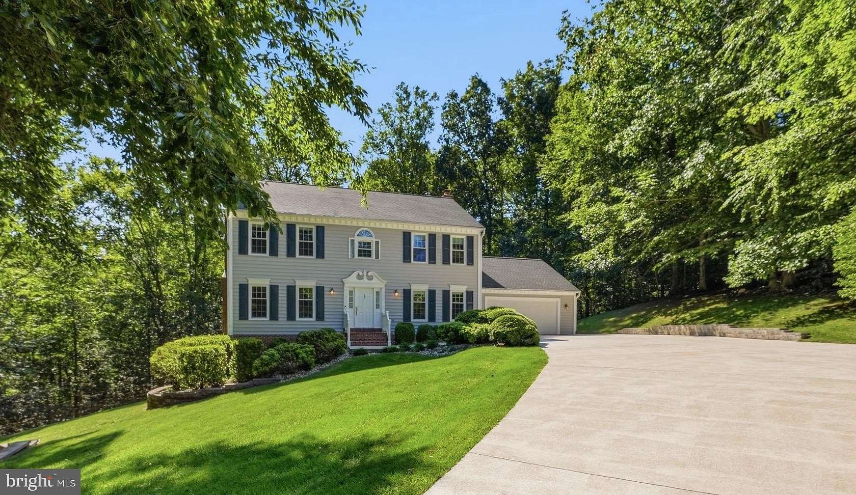 2 Acres of Land with Home for Sale in Woodbridge, Virginia