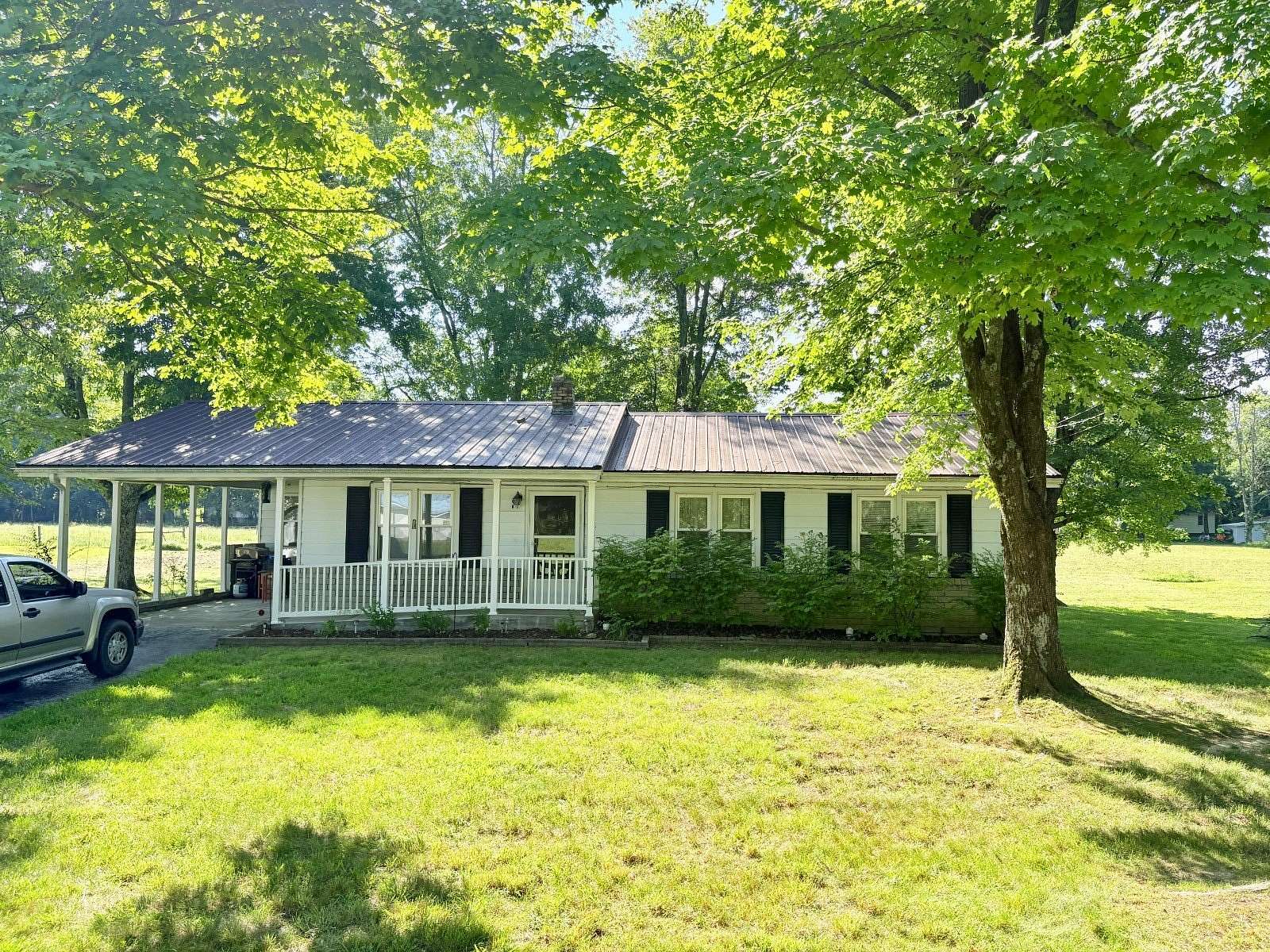 2.12 Acres of Land with Home for Sale in Campbellsville, Kentucky