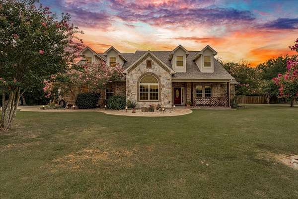 2 Acres of Land with Home for Sale in Caddo Mills, Texas