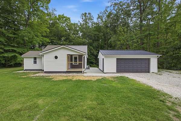 1.66 Acres of Land with Home for Sale in Mansfield, Ohio