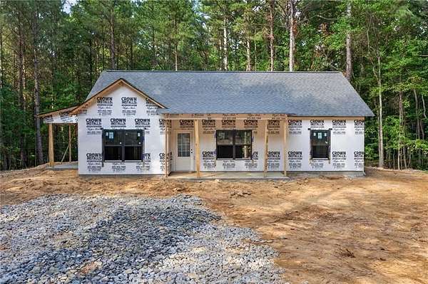 4.76 Acres of Land with Home for Sale in Rockmart, Georgia