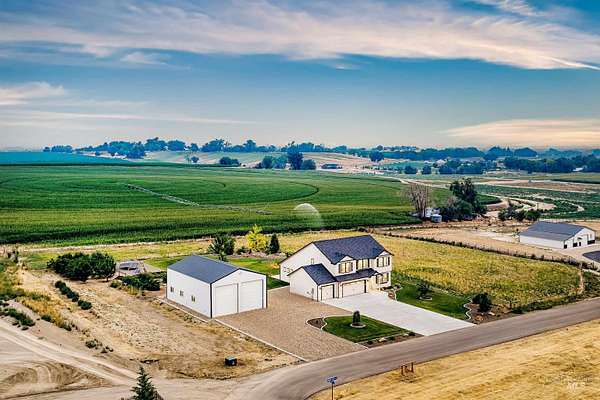 2.46 Acres of Land with Home for Sale in Parma, Idaho