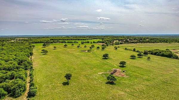 10 Acres of Land for Sale in Poolville, Texas