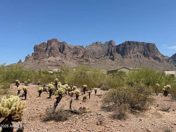 1.25 Acres of Land for Sale in Apache Junction, Arizona