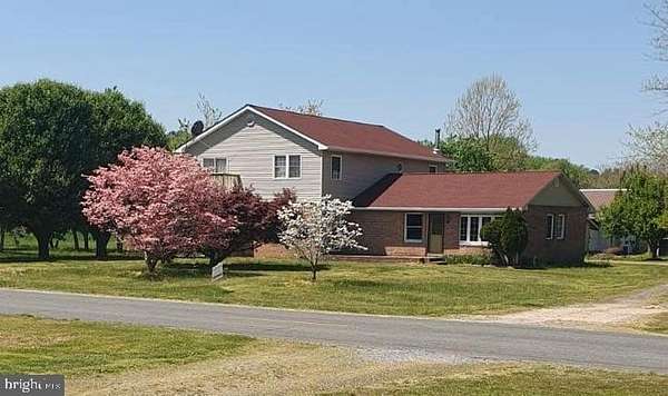 8.8 Acres of Land with Home for Sale in East New Market, Maryland