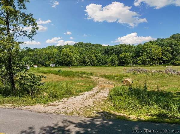 139 Acres of Land for Sale in Linn Creek, Missouri