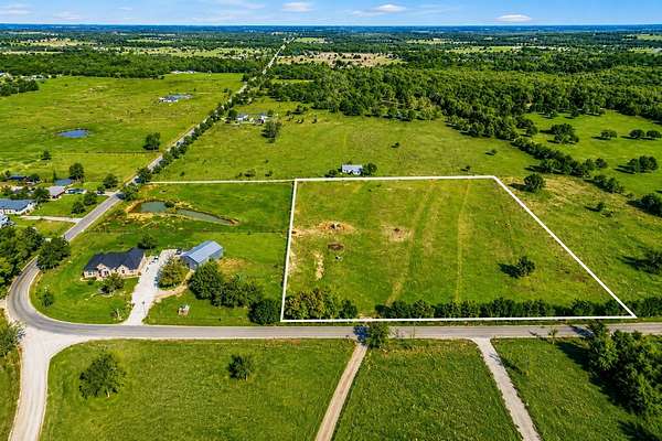 5 Acres of Land for Sale in Whitesboro, Texas