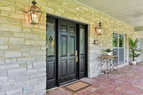 8.5 Acres of Land with Home for Sale in Kerrville, Texas
