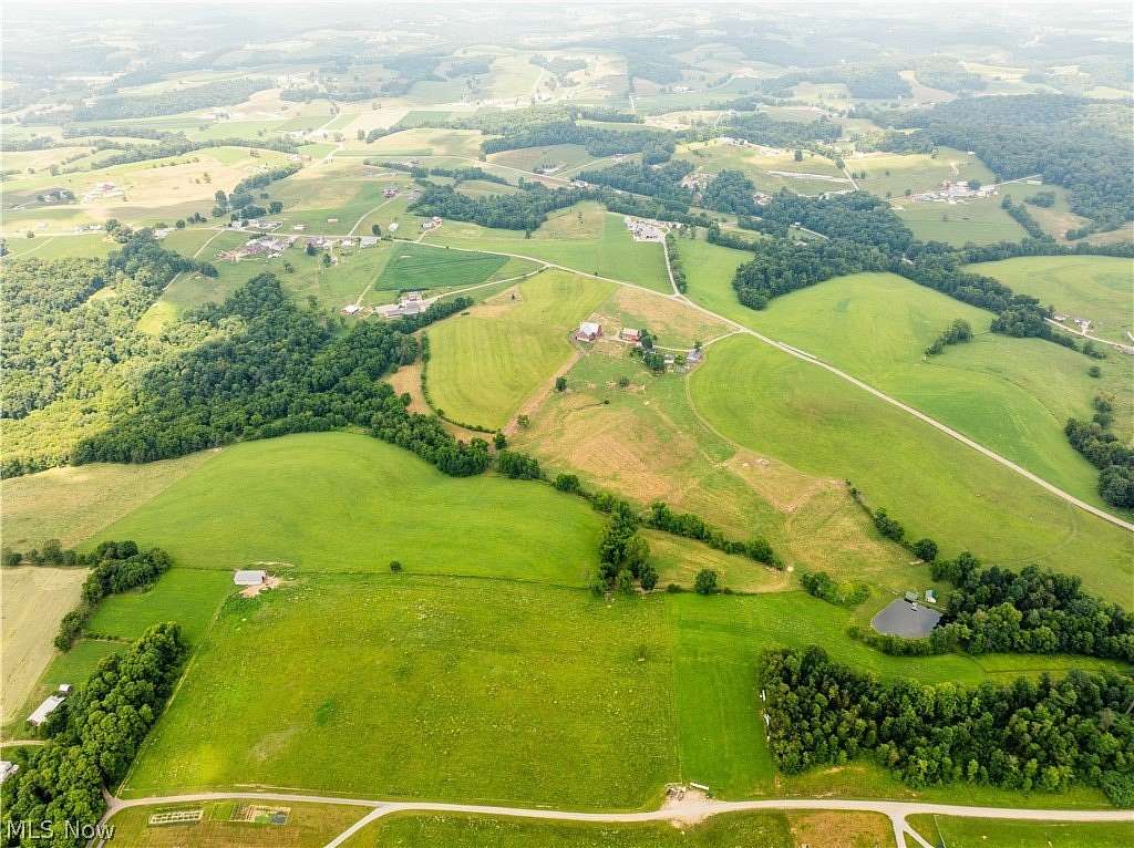 13.6 Acres of Agricultural Land for Auction in Millersburg, Ohio