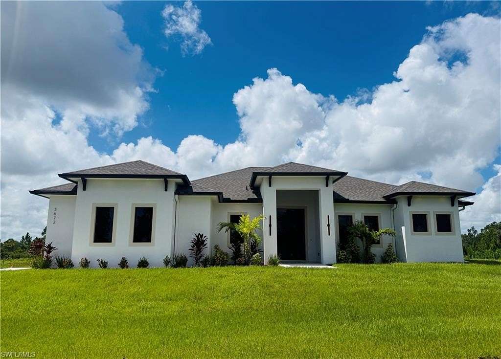 2.27 Acres of Land with Home for Sale in Naples, Florida