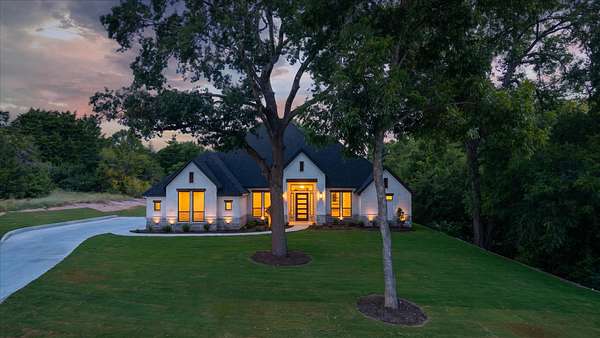 3 Acres of Land with Home for Sale in Midlothian, Texas