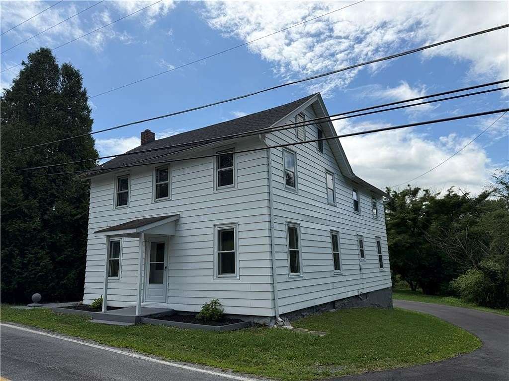 1.86 Acres of Land with Home for Sale in Heidelberg Township, Pennsylvania