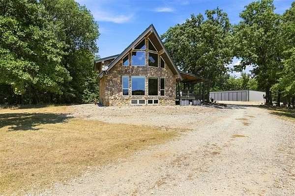 64.6 Acres of Land with Home for Sale in Kingston, Oklahoma